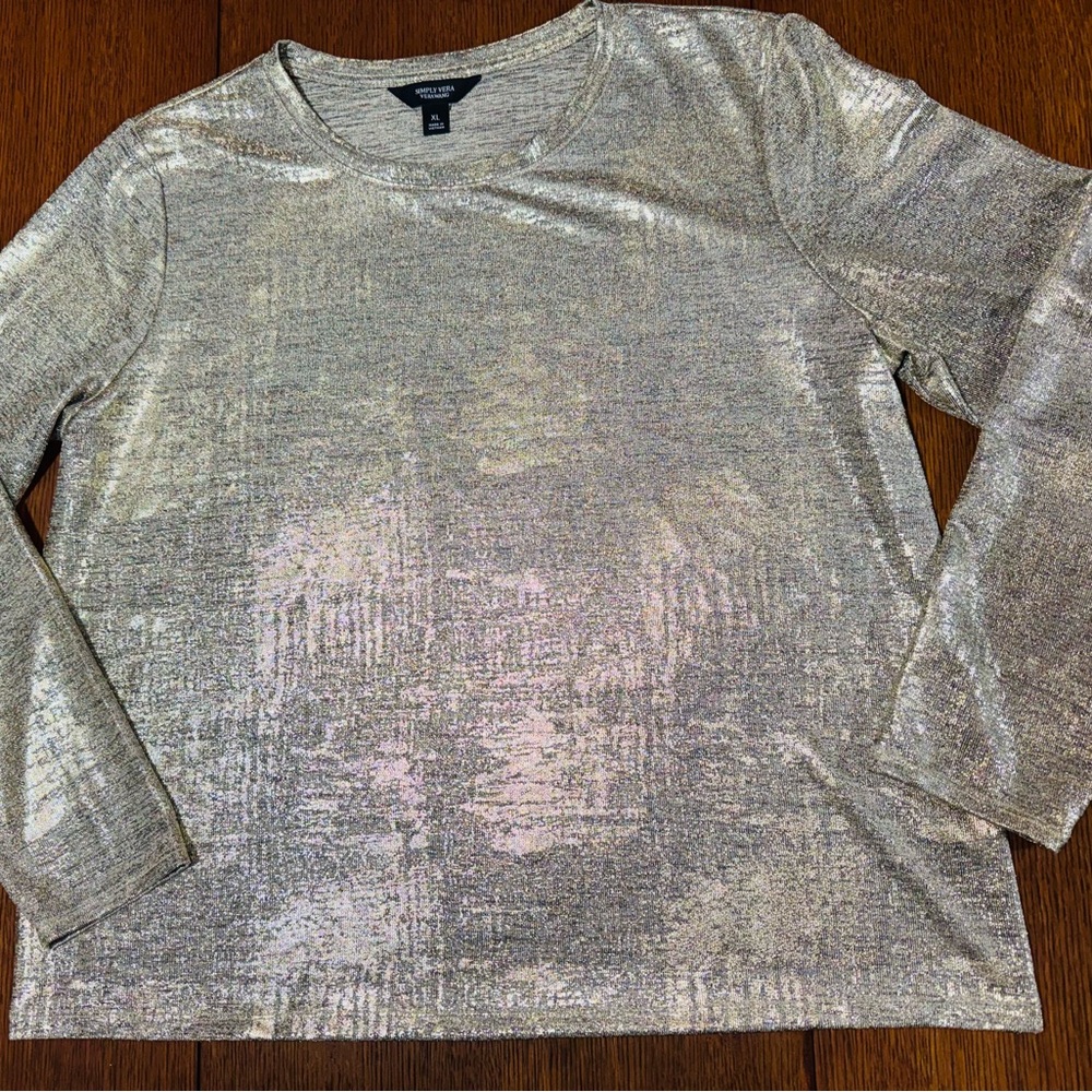 Vera Wang Shimmery Silver Gold Women's Long Sleeved Top Elegant